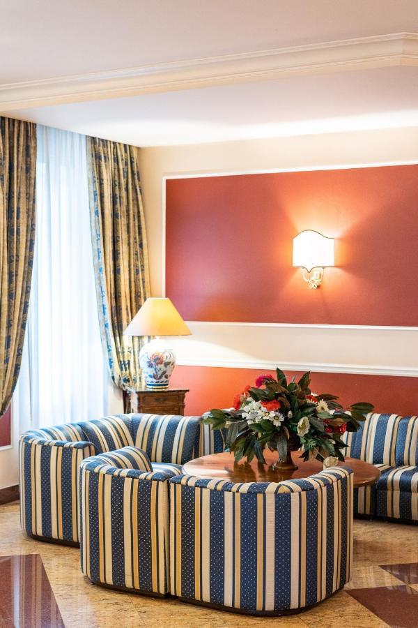 Hotel Garda Milano Esterno foto