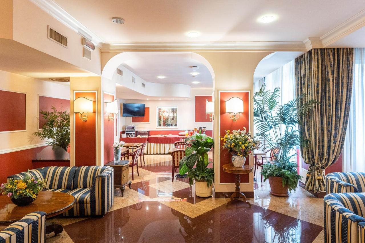 Hotel Garda Milano Esterno foto
