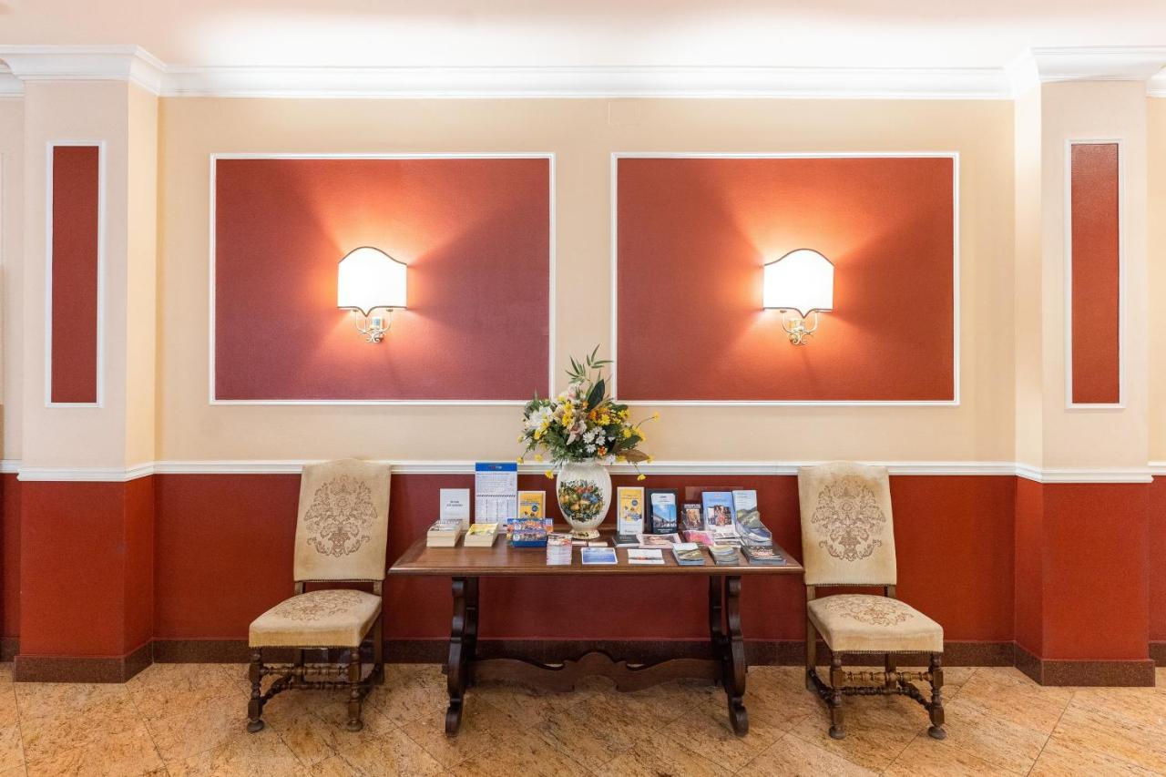 Hotel Garda Milano Esterno foto
